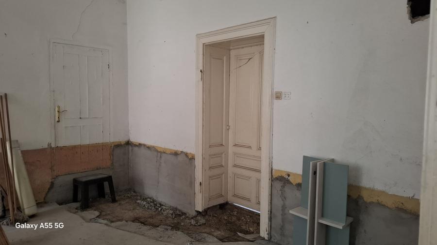 Casă individuală cu 4 camere cu Canalizare în Nădlac