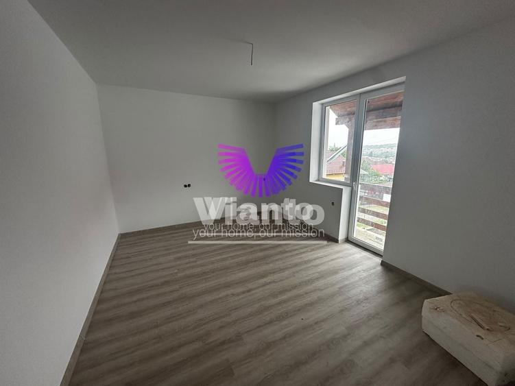 Duplex cu 5 camere cu Canalizare în Exterior Vest