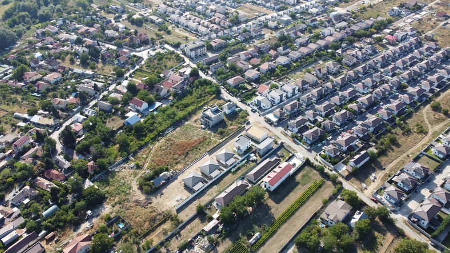 Teren Construcții intravilan de 5200 mp, în Central