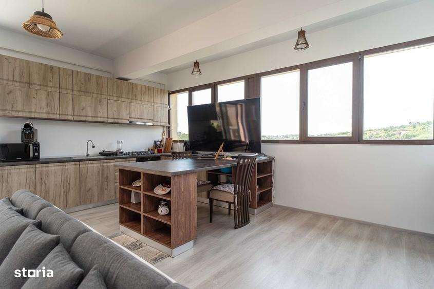 Apartament cu 3 camere în Hlincea