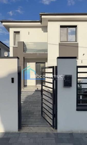 Casă individuală cu 5 camere cu Canalizare în Giroc
