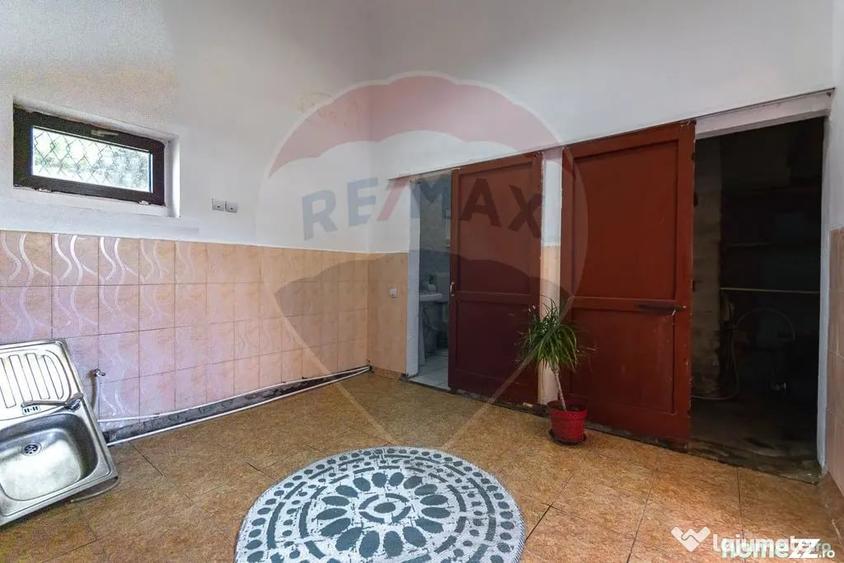 Casă cu 4 camere cu Teren 587 Mp în Colonia 1 Mai