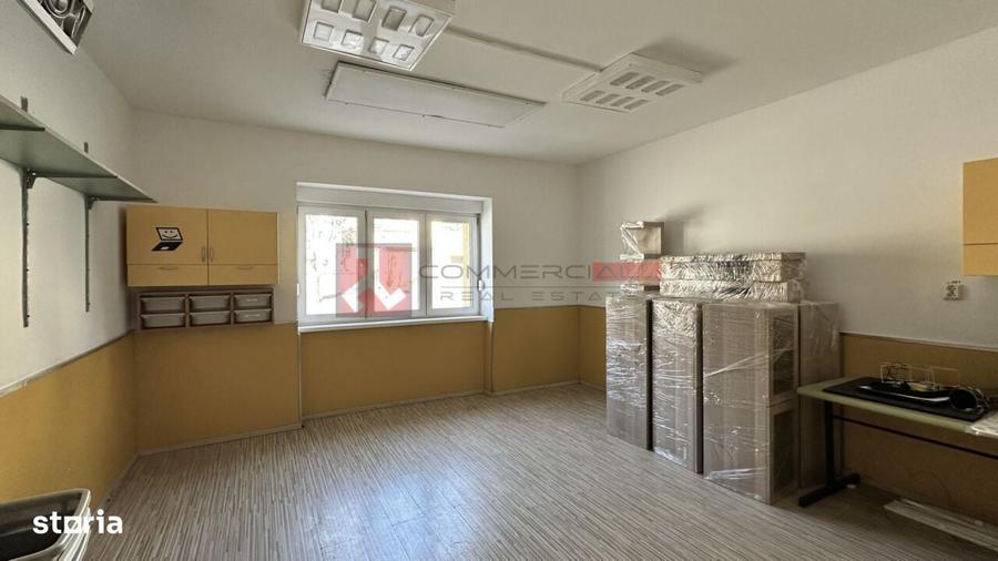 Spațiu comercial, de 520 mp, în Blumăna