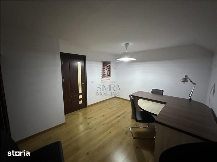 Casă cu 6 camere cu Teren 70 Mp în Central