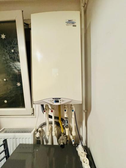 Apartament cu 2 camere semidecomandat, mobilat în Doamna Ghica
