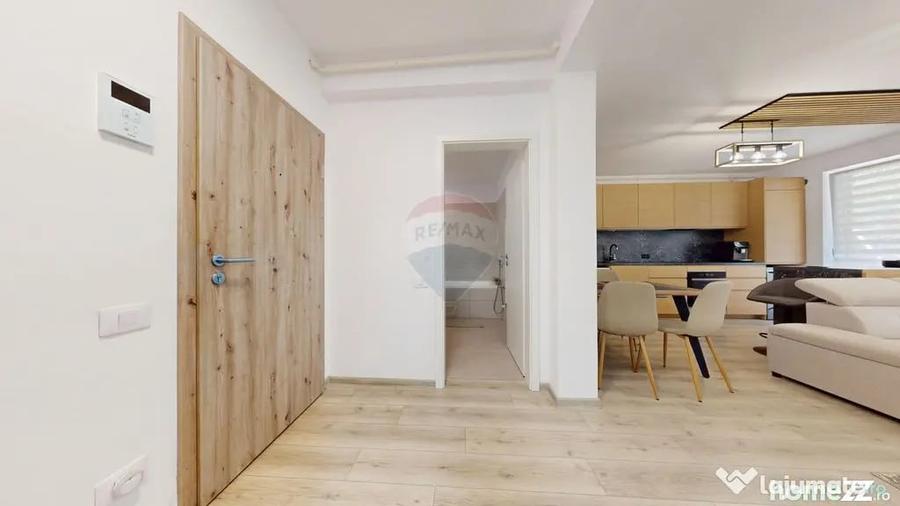 Apartament cu 3 camere decomandat în Bartolomeu