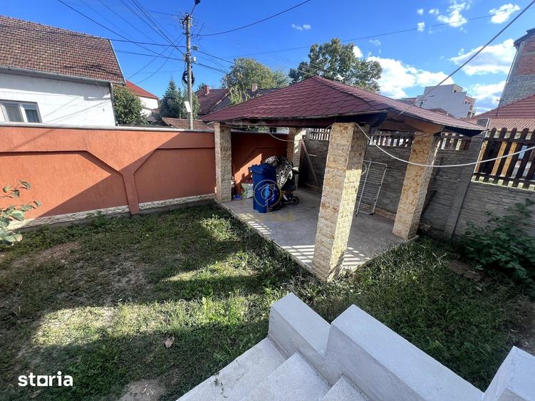 Casă cu 2 camere cu Teren 160 Mp în Central