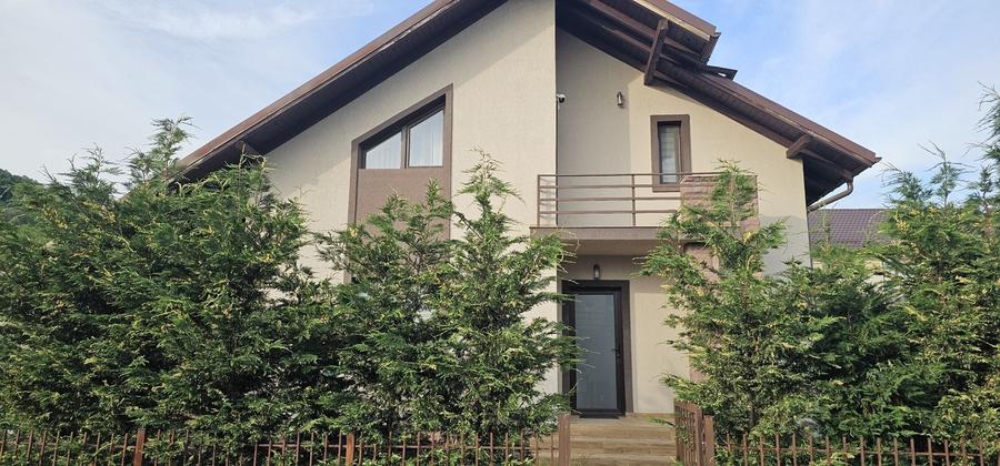 Casă cu 3 camere cu Teren 460 Mp în Teiș