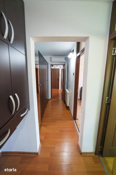 Apartament cu 3 camere decomandat în Central