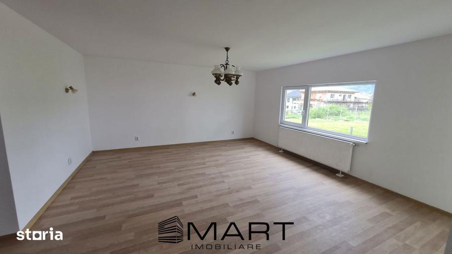 Casă cu 4 camere cu Teren 380 Mp în Central