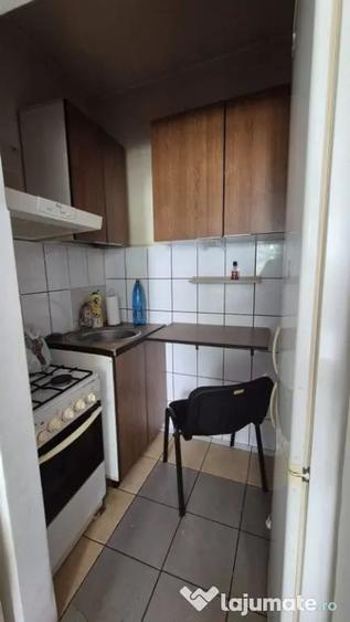 Garsonieră în CET