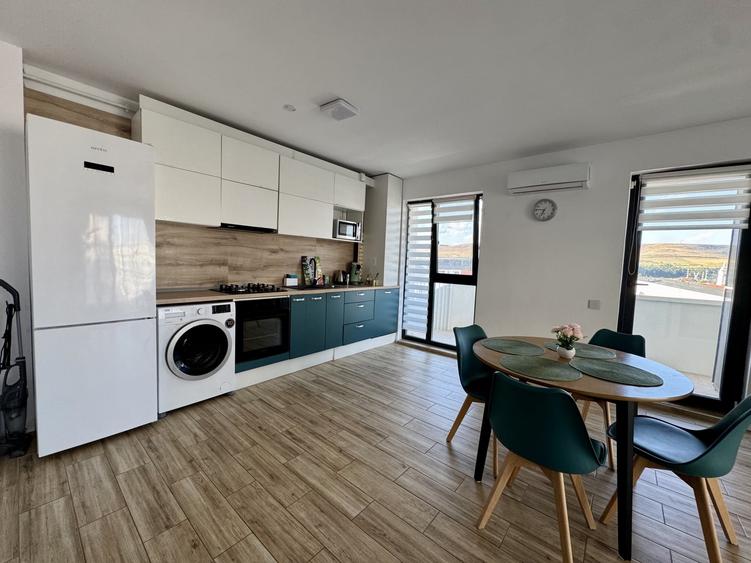 Apartament cu 2 camere decomandat, mobilat în Florești