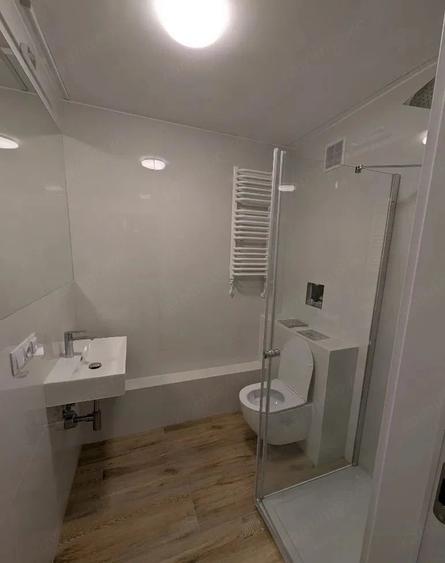 Garsonieră decomandată în Soarelui