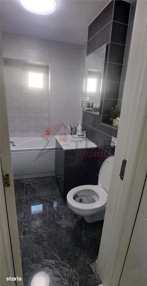 Apartament cu 3 camere decomandat în Cug