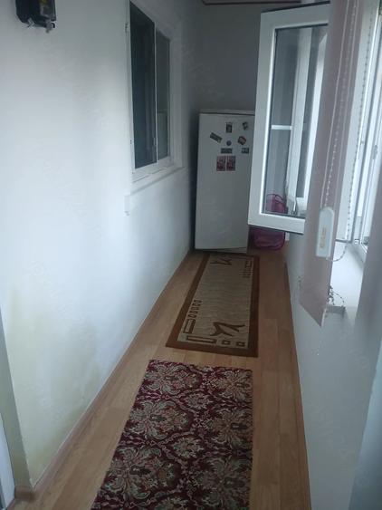 Casă cu 4 camere cu Teren 1500 Mp în Central