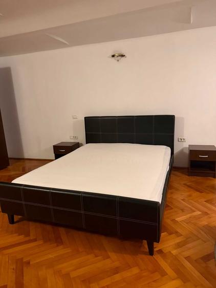 Apartament decomandat în Drumul Carului