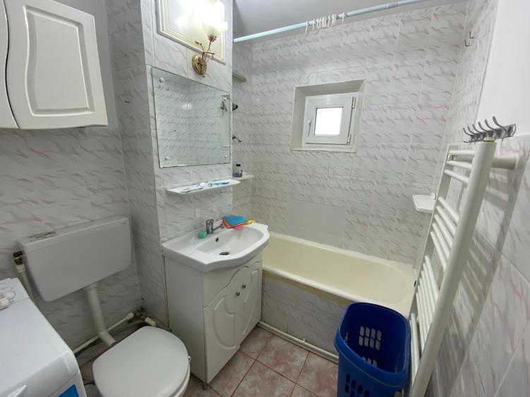 Inchiriere apartament 2 camere, Micro 21 - 8