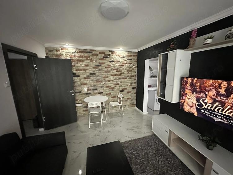 Apartament cu 2 camere semidecomandat în Brâncoveanu