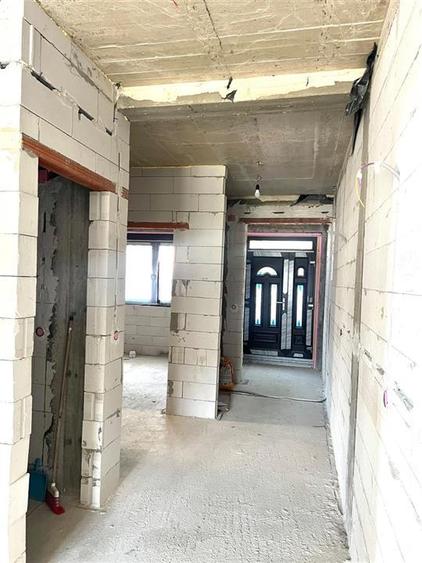 Casă cu 4 camere cu Teren 509 Mp în Cantemir