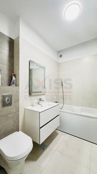 Apartament cu 2 camere decomandat, mobilat în Sud