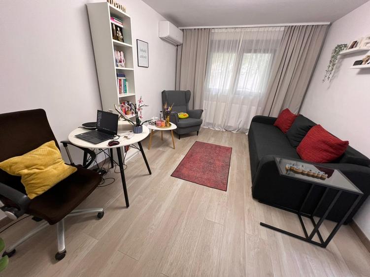Apartament cu 2 camere decomandat în Floreasca