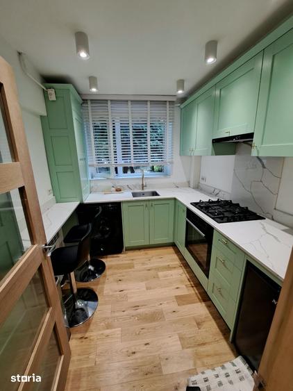 Apartament cu 3 camere semidecomandate, Centru - 4