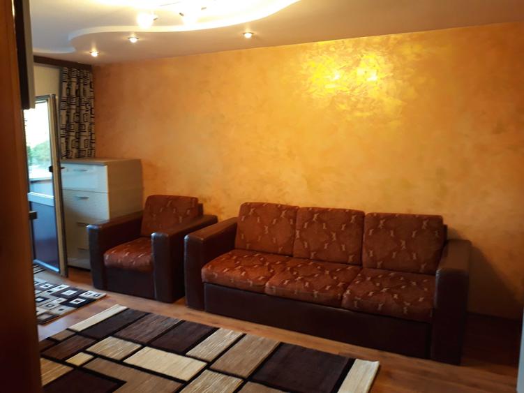 inchiriez apartament 2 camere - 11