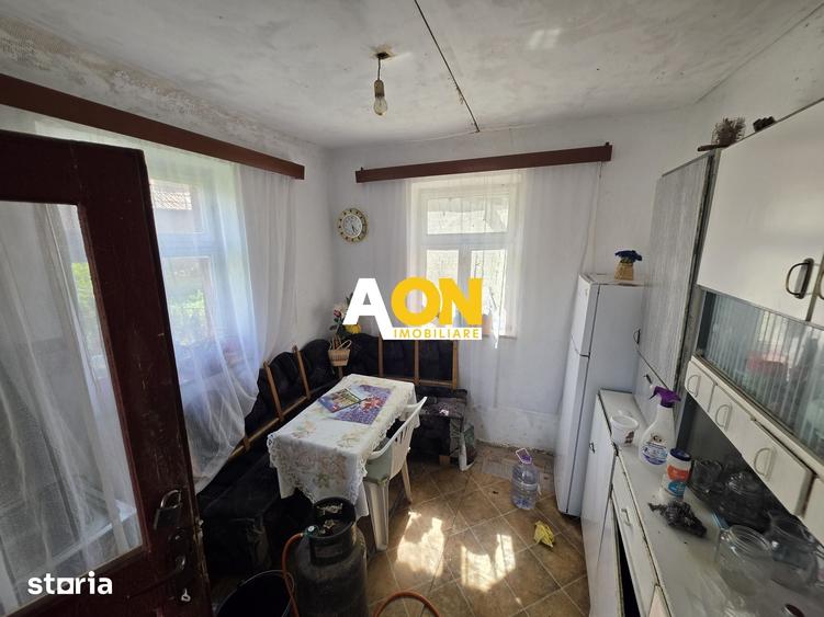 Casă cu 2 camere cu Teren 1100 Mp în Șona