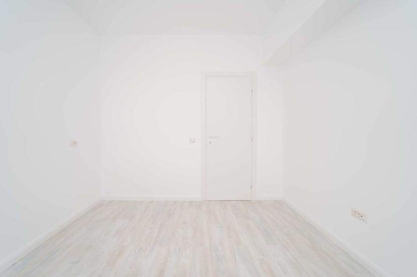 Apartament 2 camere, decomandat, 1 km de Palas - 5