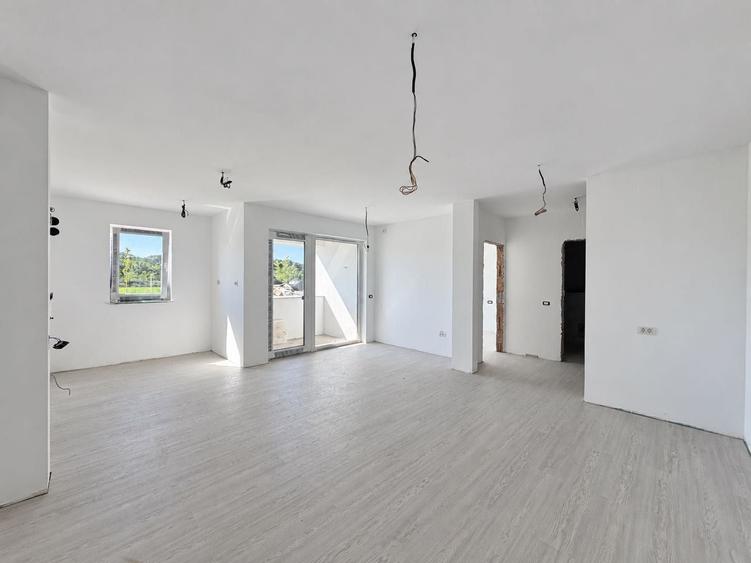 Apartament cu 2 camere decomandat în Albert