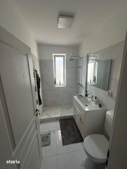 Apartament cu 4 camere în Giroc