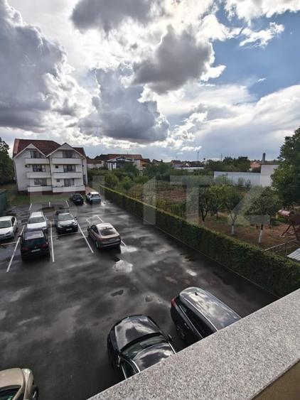 Apartament cu 3 camere decomandat în Careiului