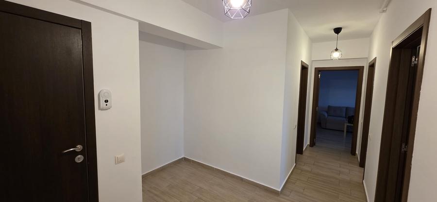 Apartament cu 2 camere decomandat în Păcii