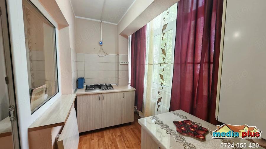Garsonieră decomandată în Micro 39