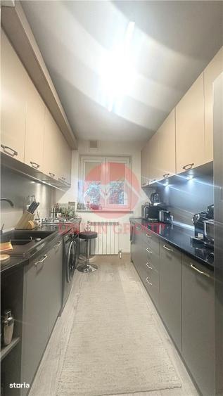 Apartament cu 3 camere decomandat în Km 4