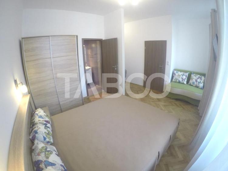 Apartament cu 4 camere decomandat, mobilat în Ultracentral