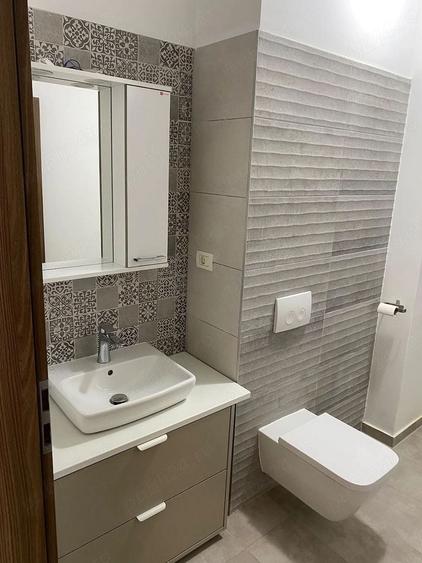 Apartament cu 2 camere decomandat, mobilat în Torontalului
