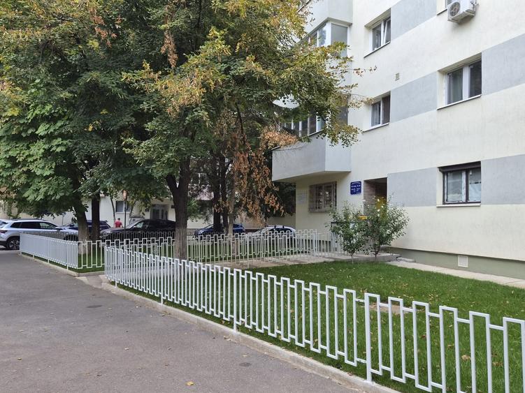 Apartament cu 2 camere semidecomandat în Iancului