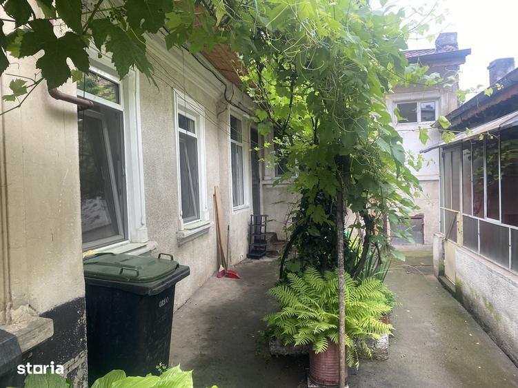 Apartament cu 2 camere decomandat în Foișorul de Foc