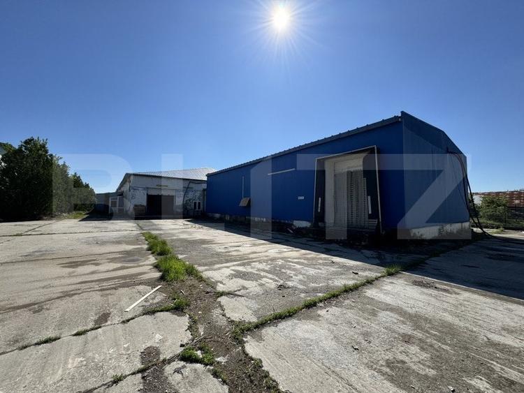 Spațiu industrial, de 4,403 mp, în Bucovăț