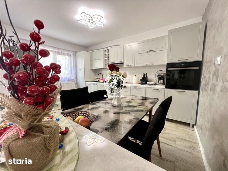 Casă cu 6 camere cu Teren 200 Mp în Ciurea