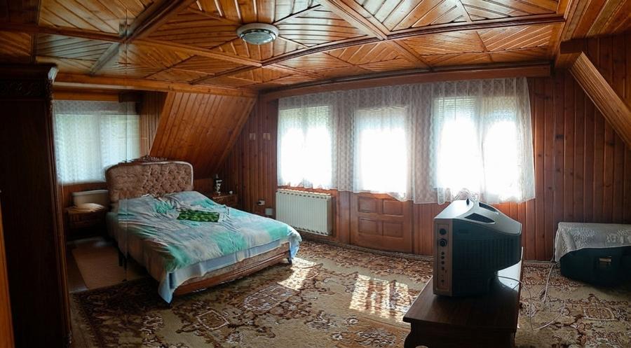 Casă cu 10 camere cu Canalizare în Breaza