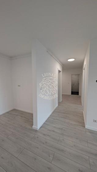 Apartament cu 3 camere decomandat în Calea Moldovei