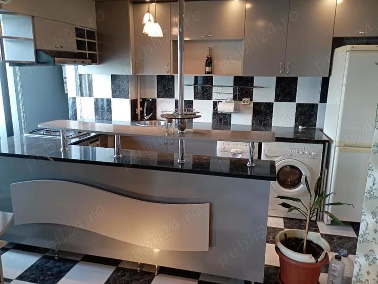 Apartament cu 2 camere decomandat în Decebal