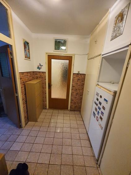 Apartament cu 2 camere semidecomandat în Runcu