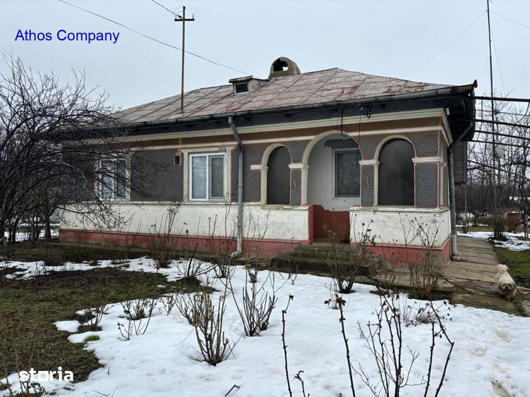 Casă cu 2 camere cu Teren 1847 Mp în Gârbovi