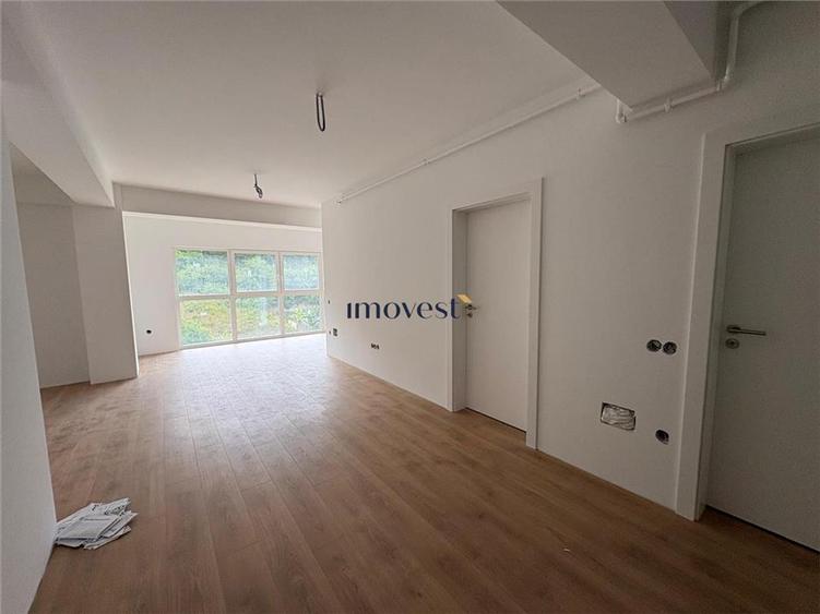 Apartament cu 2 camere decomandat în Aeroport