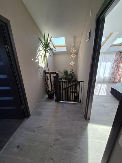 Apartament cu 4 camere în Aurel Vlaicu
