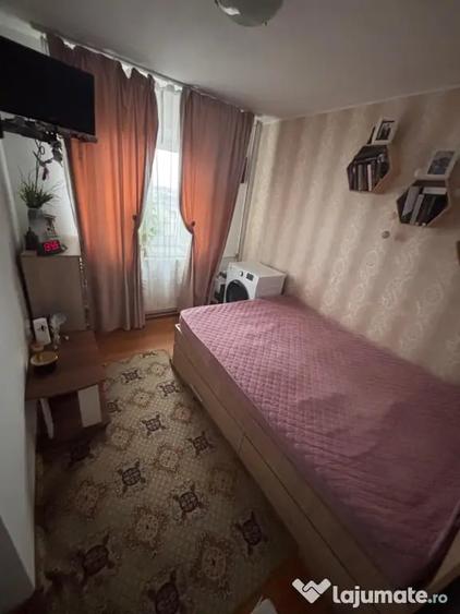 Apartament cu 2 camere nedecomandat în Central