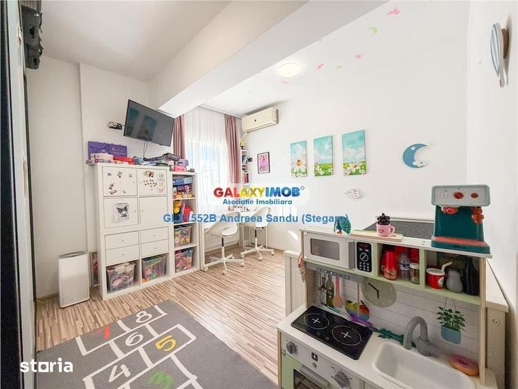 Apartament cu 3 camere semidecomandat în Chiajna